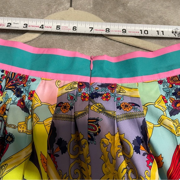 Skirt - Picture 3 of 3